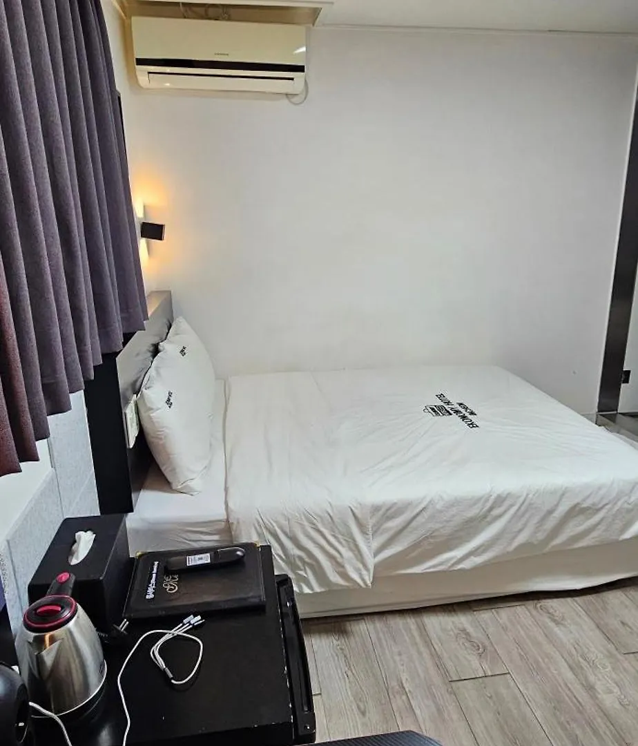 Economy Hotel Incheon Bupyeong Branch 2*,