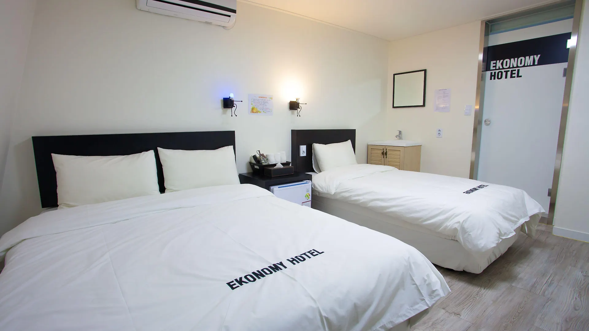 Ekonomy Hotel Incheon Bupyeong Branch 3*,  韓国