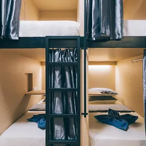 https://wanderloft-capsule-hostel.singapore-best-hotels.net