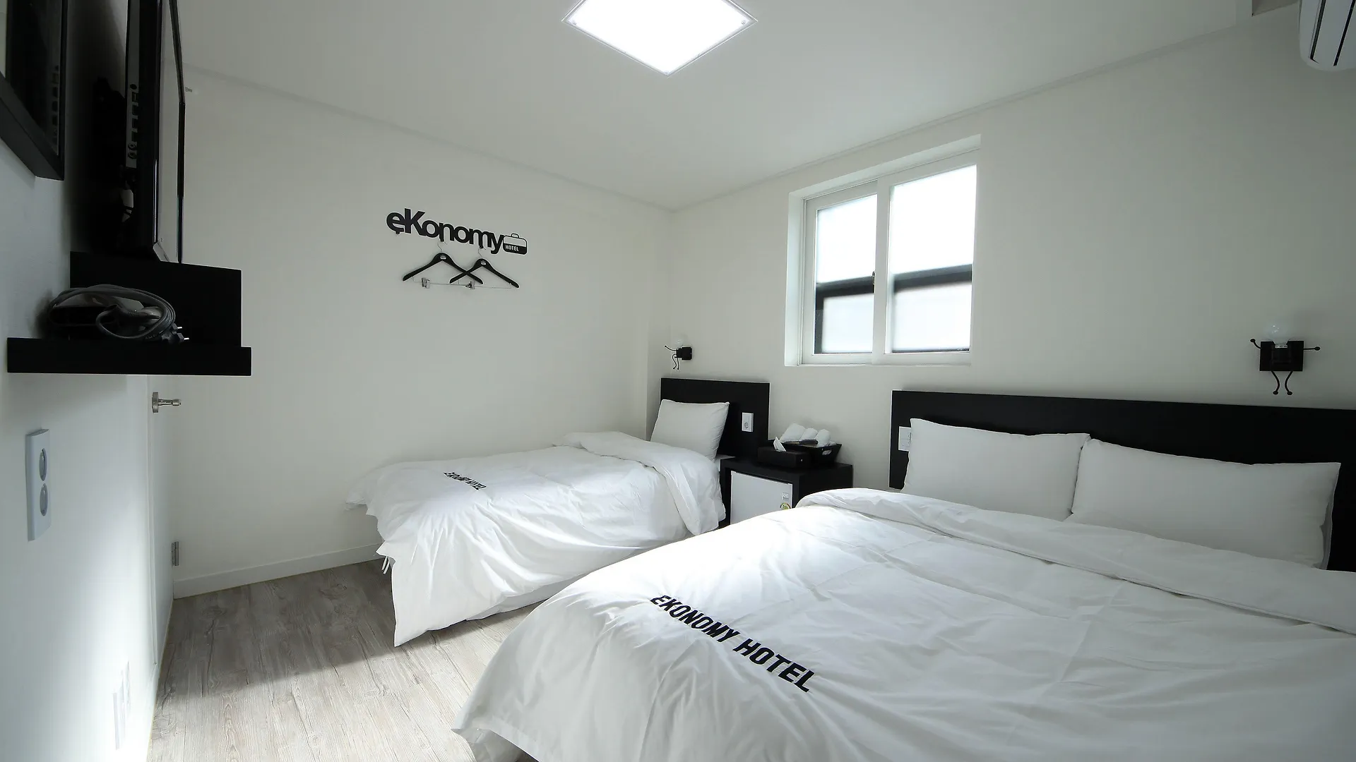 Ekonomy Hotel Incheon Bupyeong Branch